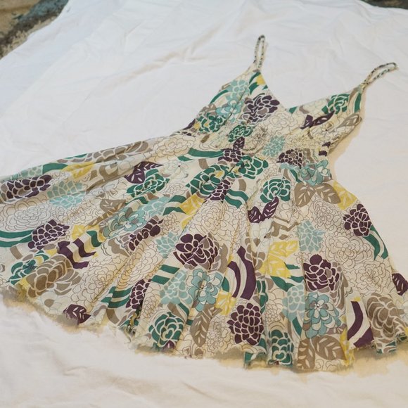 Two Of Us Flow and Flower Summertime Dress - Picture 5 of 15